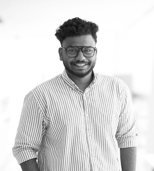 Yoonas Jabbar – B&W Yoonas Jabbar - B&W